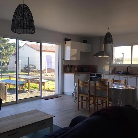 Maison Cosy A 400 M De La Mer! Saint-Vincent-sur-Jard Exterior photo